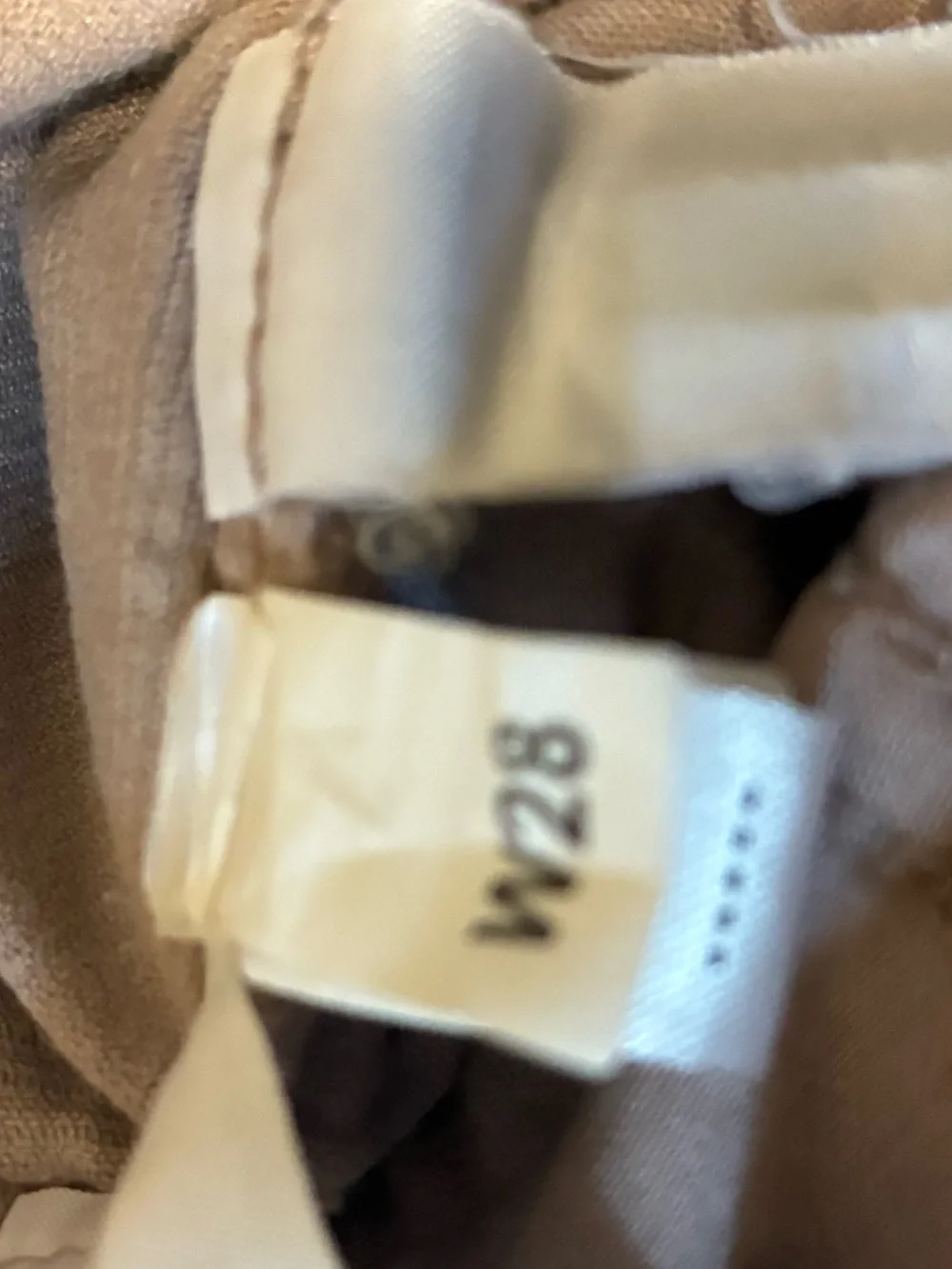 N/A comfortable straight